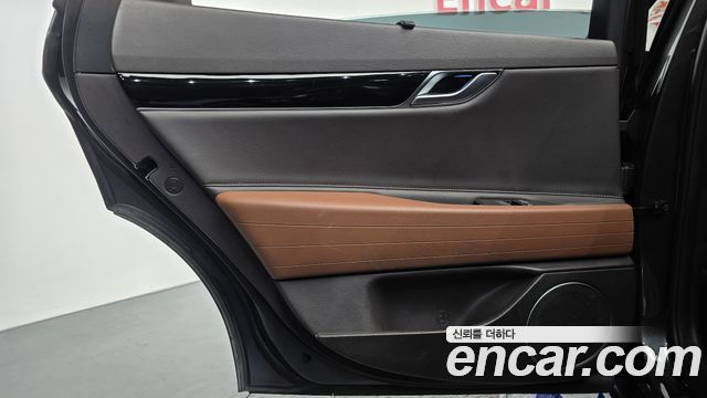 Genesis G80 2022 — photo 15