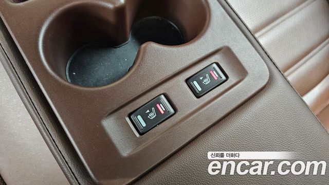 Renault Korea SM6 2020 — photo 21