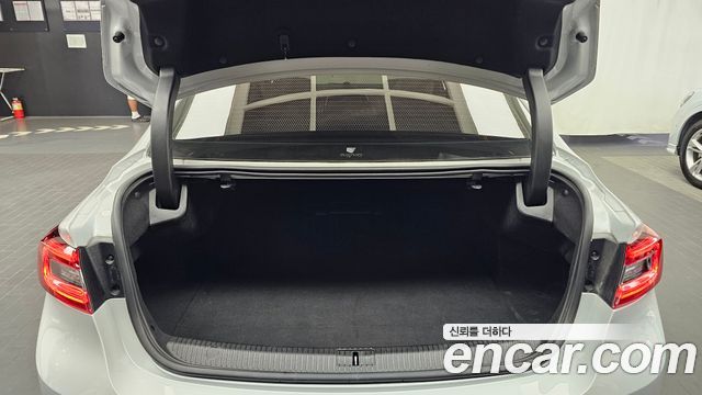 Renault Korea SM6 2020 — photo 24