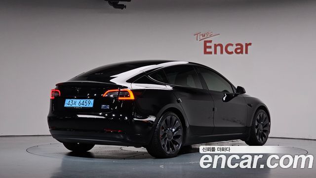 Tesla Model 3 2021 — photo 2
