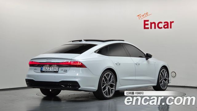 Audi A7 2025 — photo 2