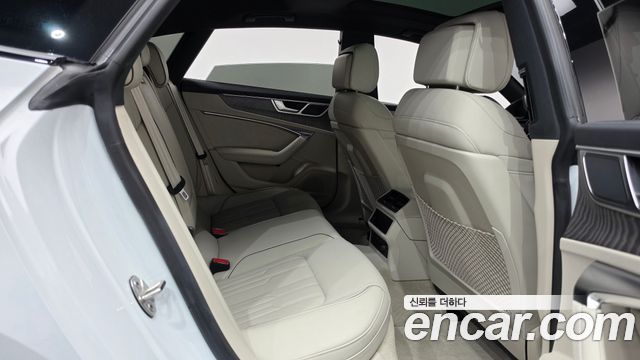 Audi A7 2025 — photo 17