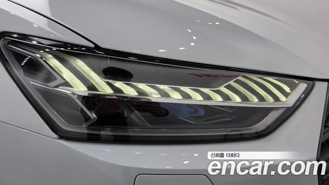 Audi A7 2025 — photo 8