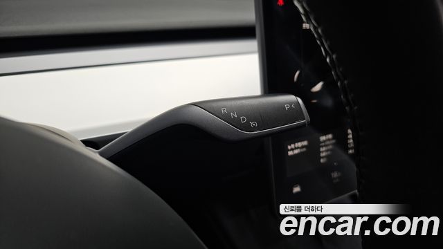 Tesla Model Y 2021 — photo 12