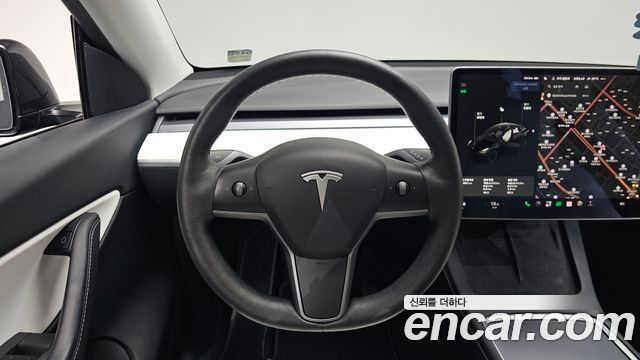 Tesla Model Y 2021 — photo 19