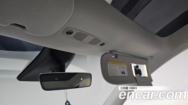 Tesla Model Y 2021 — photo 31