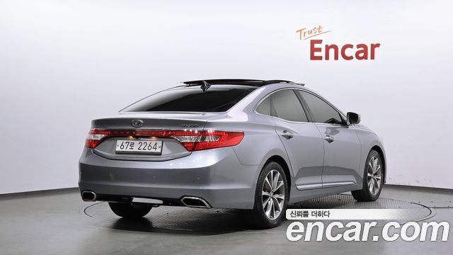 Hyundai Grandeur 2015 — photo 2