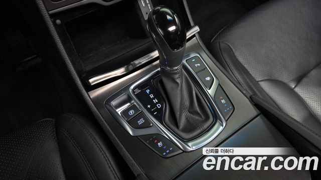 Hyundai Grandeur 2015 — photo 9