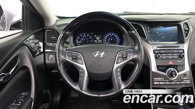 Hyundai Grandeur 2015 — photo 12