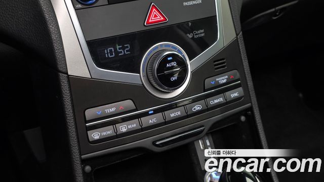 Hyundai Grandeur 2015 — photo 18
