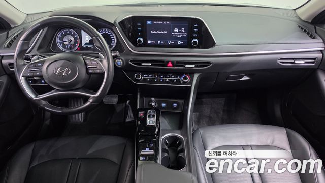 Hyundai Sonata 2023 — photo 10