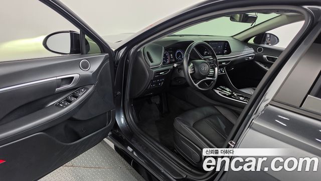 Hyundai Sonata 2023 — photo 13