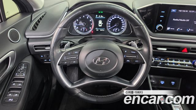Hyundai Sonata 2023 — photo 20