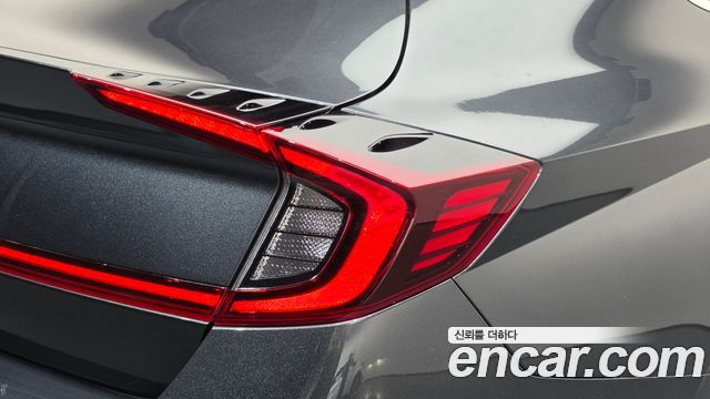 Hyundai Sonata 2023 — photo 9