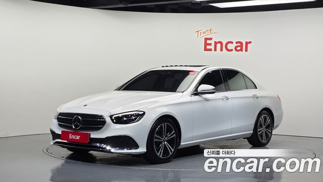 Mercedes-Benz E-Class 2021 — photo 1
