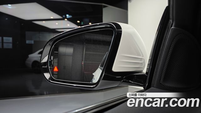 Mercedes-Benz E-Class 2021 — photo 20