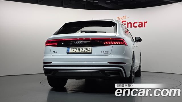 Audi Q8 2021 — photo 4