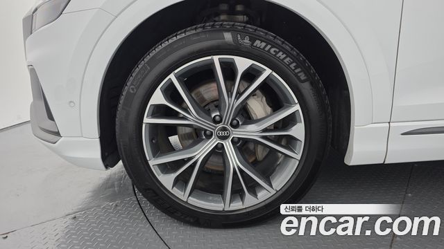 Audi Q8 2021 — photo 5