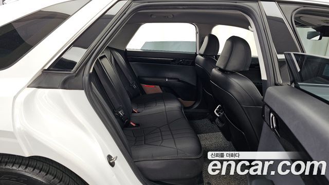 Hyundai Grandeur 2023 — photo 12