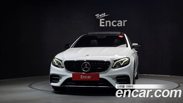 Mercedes-Benz E-Class 2019 — photo 3