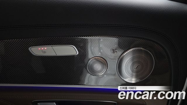 Mercedes-Benz E-Class 2019 — photo 30