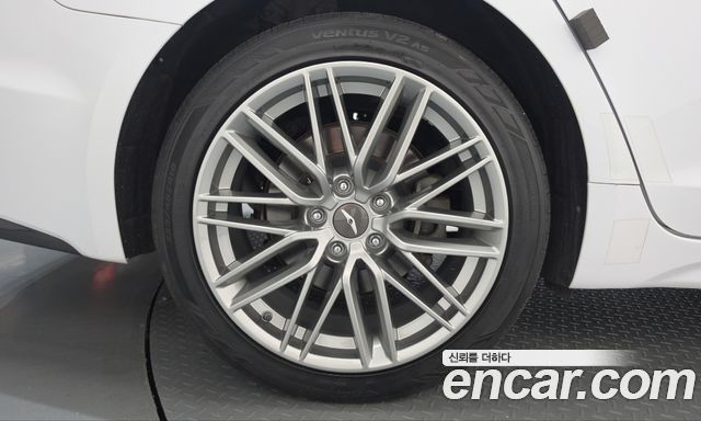 Genesis G70 2019 — photo 5