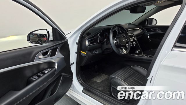 Genesis G70 2019 — photo 13