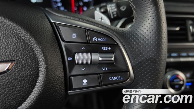 Genesis G70 2019 — photo 21