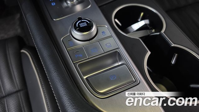Genesis G70 2019 — photo 26
