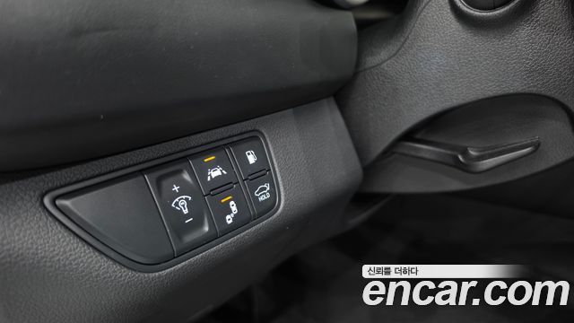 Genesis G70 2019 — photo 28