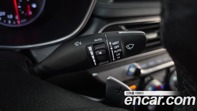 Genesis G70 2019 — photo 29