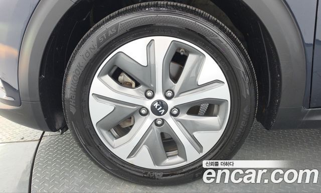 Kia Niro 2019 — photo 5
