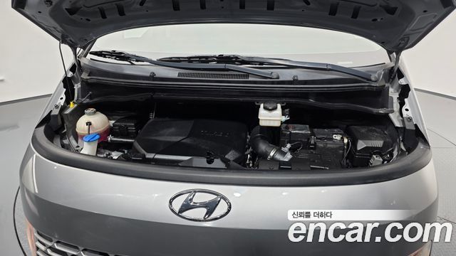 Hyundai Staria 2022 — photo 6