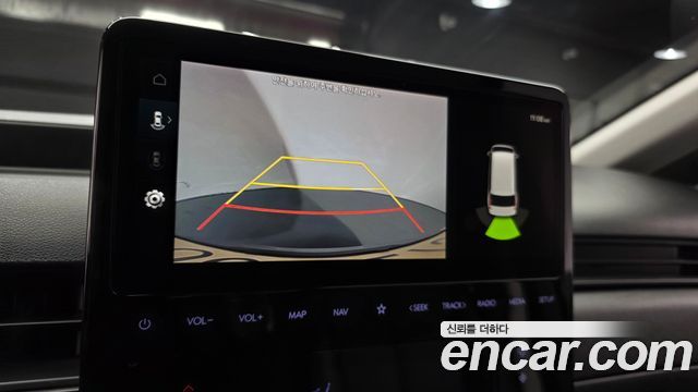 Hyundai Staria 2022 — photo 15
