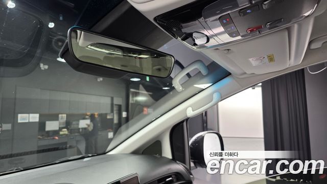 Hyundai Staria 2022 — photo 19