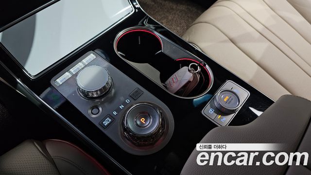 Genesis GV80 2025 — photo 12
