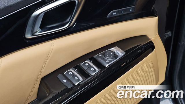 Kia Canival 2023 — photo 20