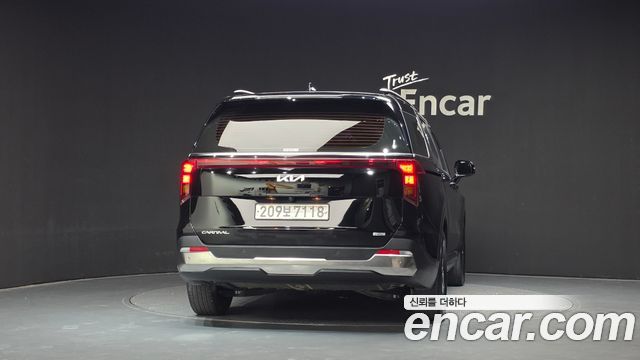Kia Canival 2024 — photo 4