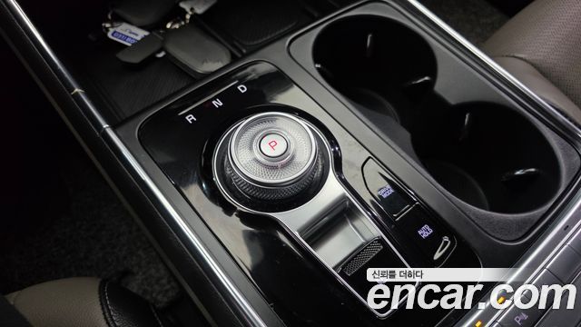 Kia Canival 2024 — photo 12