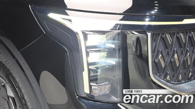 Kia Canival 2024 — photo 8