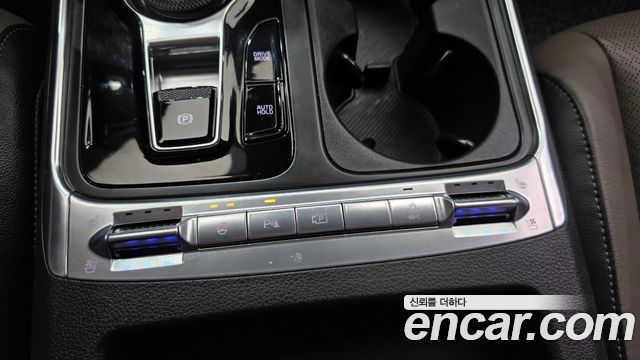 Kia Canival 2024 — photo 28