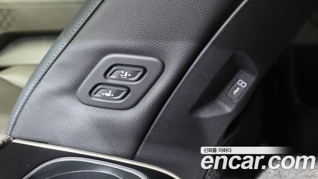 Kia Canival 2024 — photo 33