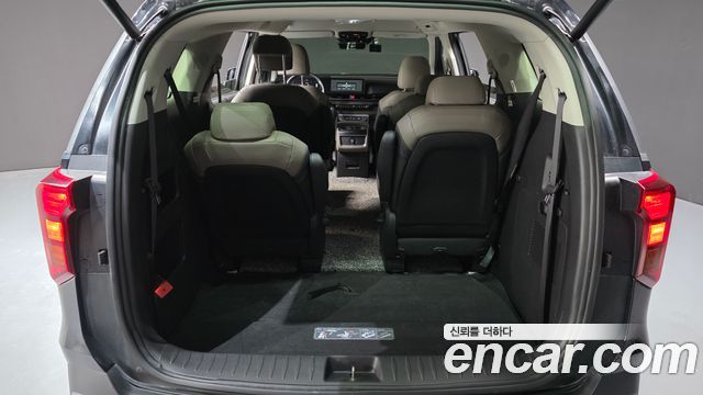 Kia Canival 2024 — photo 38