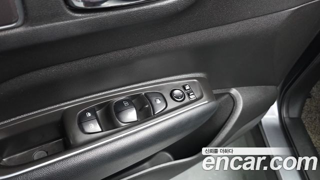 Renault Korea QM6 2017 — photo 28