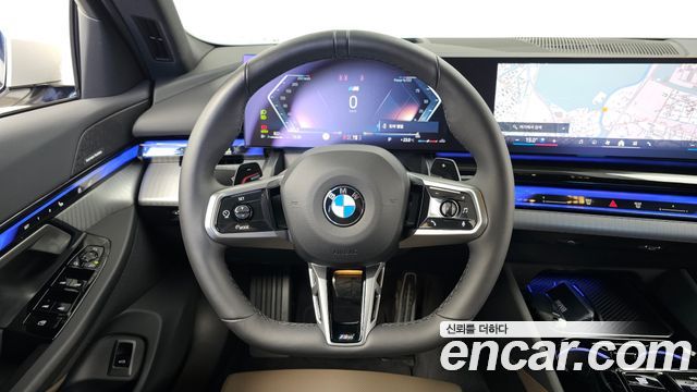 BMW 5-Series 2025 — photo 19
