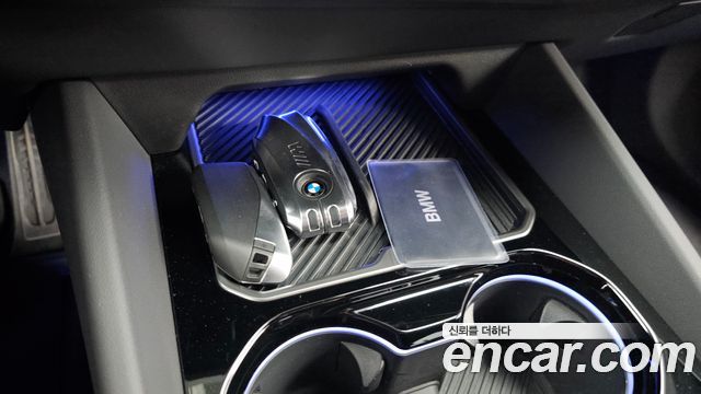 BMW 5-Series 2025 — photo 33