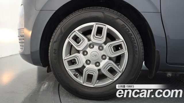 Hyundai Staria 2022 — photo 5