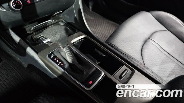 Kia K5 2019 — photo 12