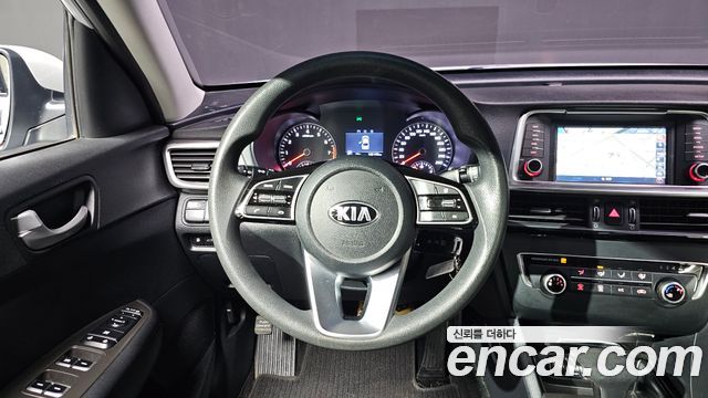 Kia K5 2019 — photo 18