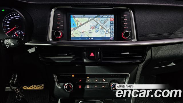 Kia K5 2019 — photo 19
